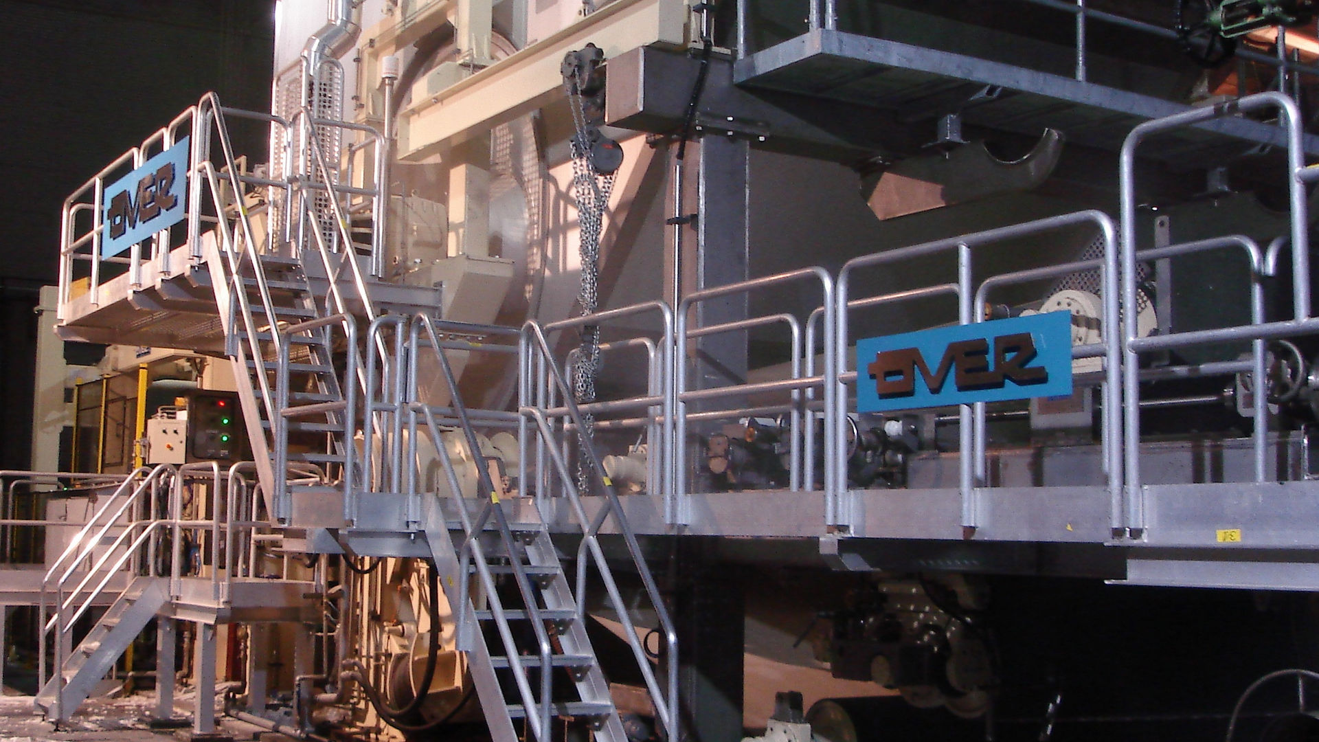TISSUE MACHINE OVER CR C18 L