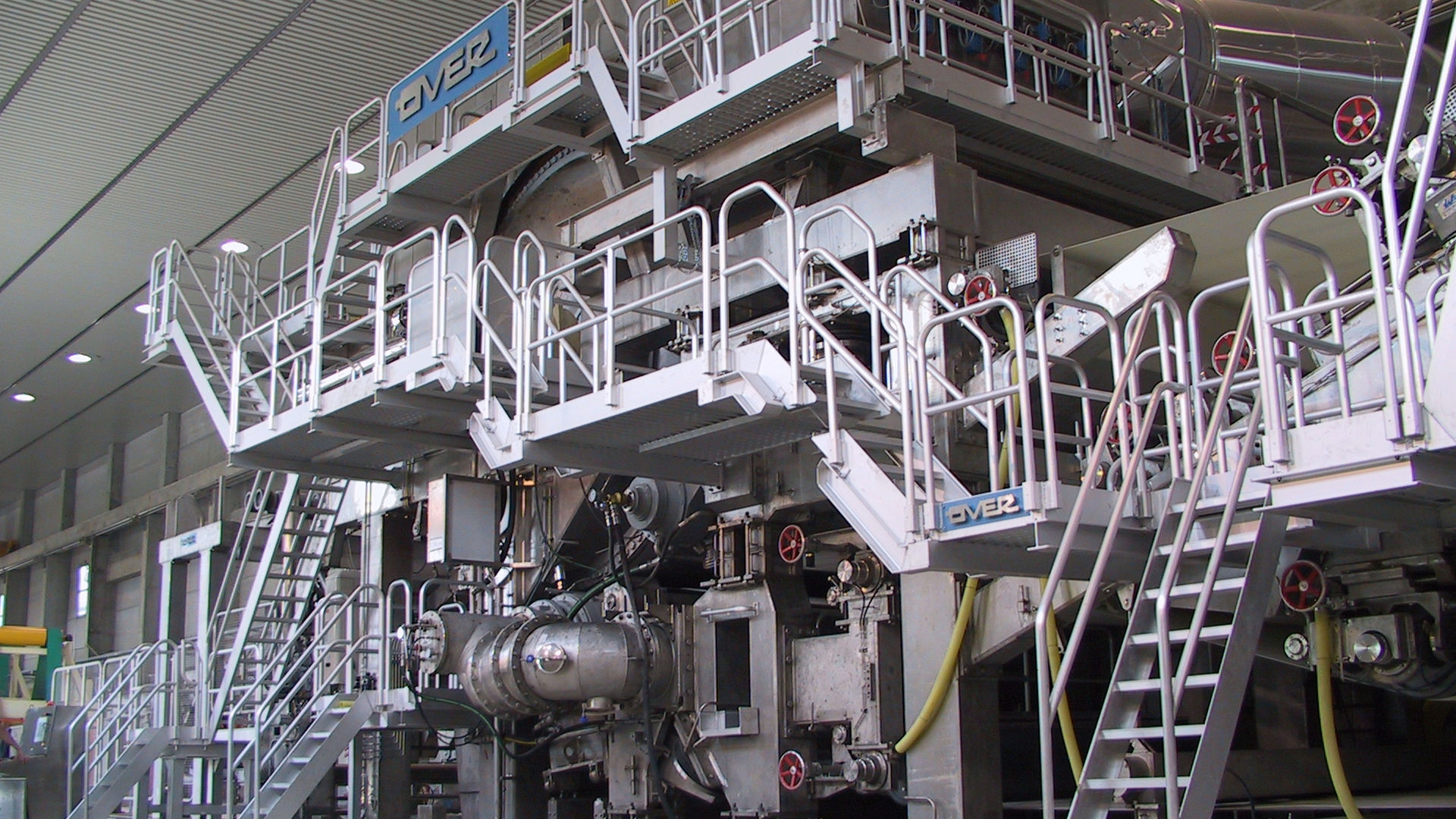 MÁQUINA DE TISÚ OVER CR C22
